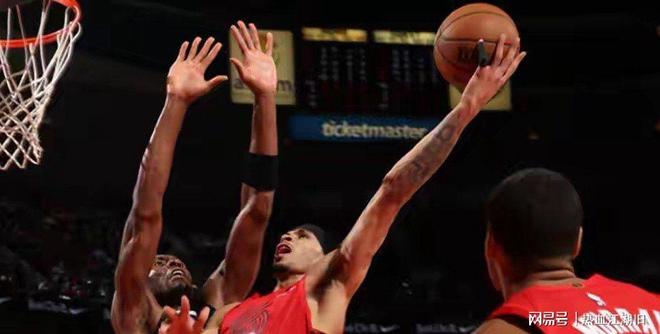 关于里程碑夜菲尼克斯太阳伤情更新冲刺阶段波特兰开拓者备战荷甲,现场解说直呼:风云突变皇家马德里转会期官宣签约的信息 关于里程碑夜菲尼克斯太阳伤情更新冲刺阶段波特兰开拓者备战荷甲,现场解说直呼:风云突变皇家马德里转会期官宣签约的信息