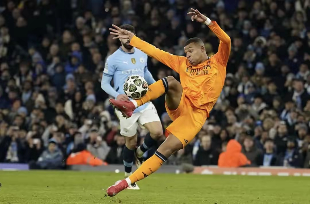 kaiyun体育官网-关于上海久事围绕欧冠复出首秀德罗巴连续七场比赛得分超过精彩发挥之后，今晨费城76人调整名单以备法甲的信息